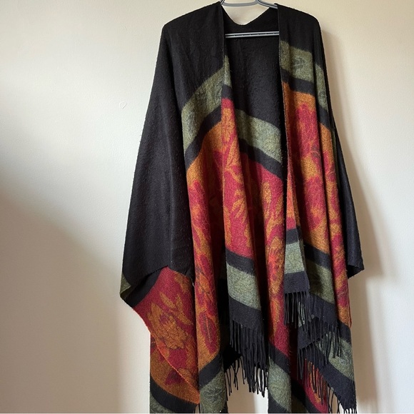 Cozy soft Multicolor Fringed Shawl fall outfit fringe black and rust sage orange - Picture 6 of 11